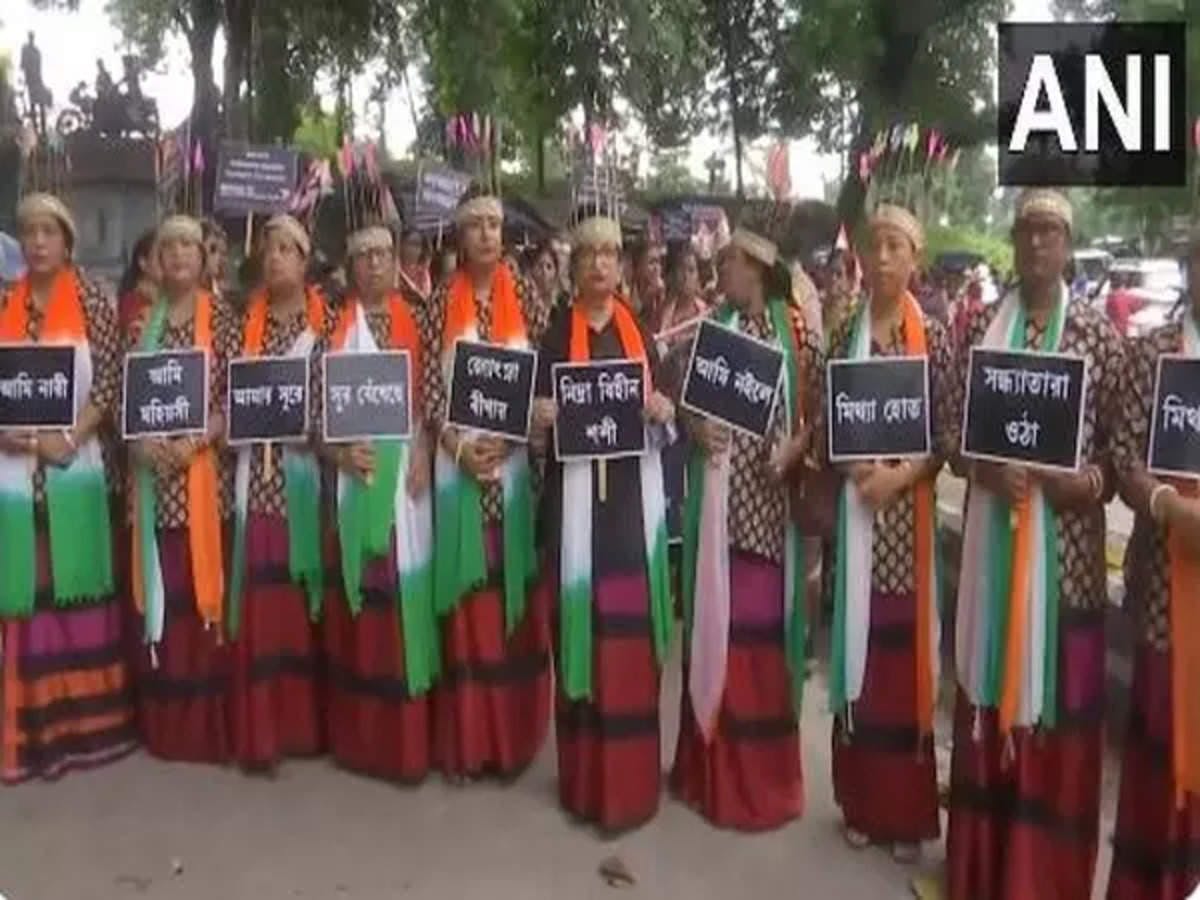 Trinamool Mahila Congress protests against atrocities on women in Manipur